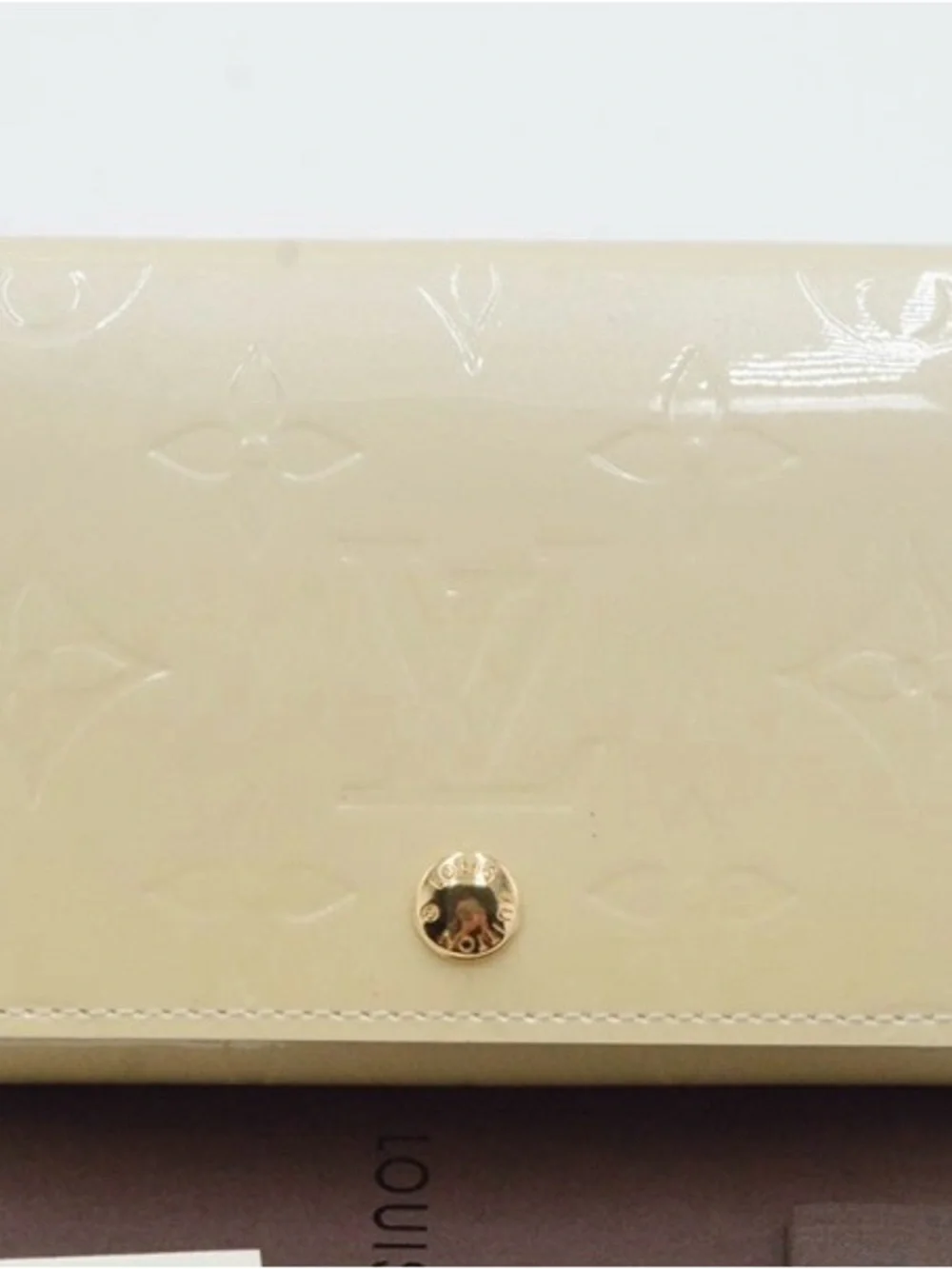 Louis Vuitton Cream Vernis Monogram Compact Wallet with Gold Hardware